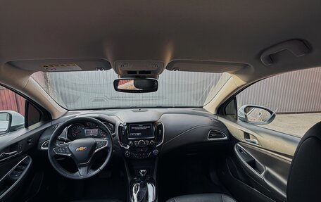 Chevrolet Cruze II, 2017 год, 1 620 000 рублей, 8 фотография
