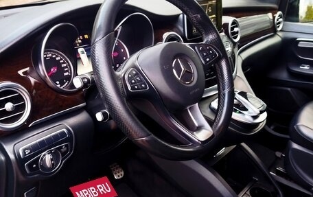 Mercedes-Benz V-Класс, 2018 год, 4 300 000 рублей, 4 фотография