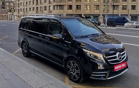 Mercedes-Benz V-Класс, 2018 год, 4 300 000 рублей, 3 фотография