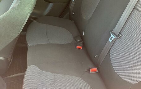 Hyundai Solaris II рестайлинг, 2011 год, 670 000 рублей, 10 фотография