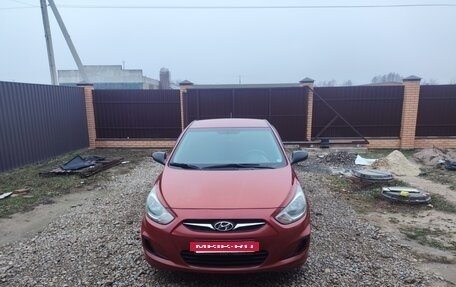 Hyundai Solaris II рестайлинг, 2011 год, 670 000 рублей, 2 фотография