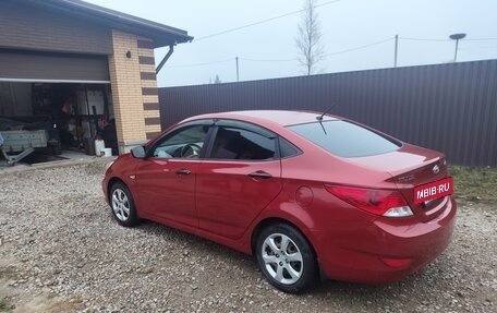 Hyundai Solaris II рестайлинг, 2011 год, 670 000 рублей, 6 фотография