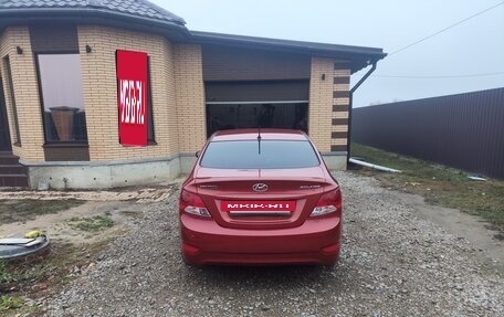 Hyundai Solaris II рестайлинг, 2011 год, 670 000 рублей, 5 фотография