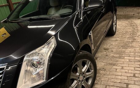 Cadillac SRX II рестайлинг, 2014 год, 2 200 000 рублей, 10 фотография