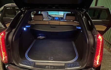 Cadillac SRX II рестайлинг, 2014 год, 2 200 000 рублей, 19 фотография