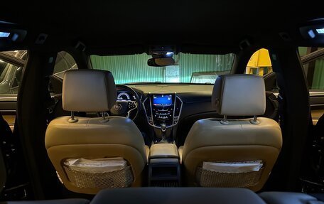 Cadillac SRX II рестайлинг, 2014 год, 2 200 000 рублей, 20 фотография