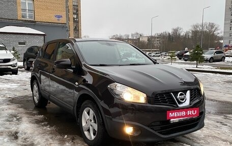 Nissan Qashqai, 2010 год, 925 000 рублей, 2 фотография