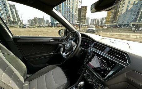 Volkswagen Tiguan II, 2019 год, 3 830 000 рублей, 11 фотография