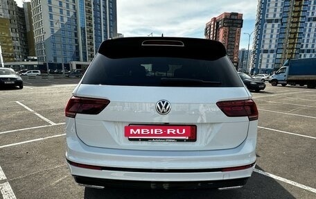 Volkswagen Tiguan II, 2019 год, 3 830 000 рублей, 10 фотография