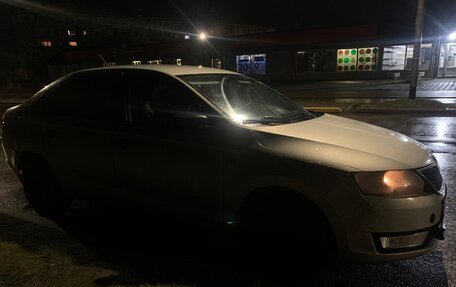 Skoda Rapid I, 2014 год, 300 000 рублей, 4 фотография