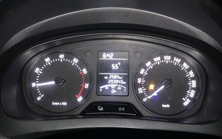 Skoda Rapid I, 2014 год, 300 000 рублей, 6 фотография