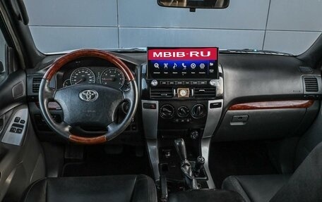 Toyota Land Cruiser Prado 120 рестайлинг, 2004 год, 1 779 000 рублей, 6 фотография