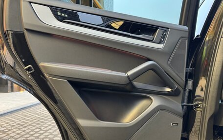 Porsche Cayenne III, 2025 год, 18 150 000 рублей, 17 фотография