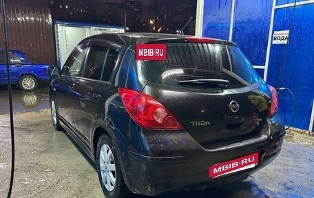 Nissan Tiida, 2011 год, 990 000 рублей, 21 фотография