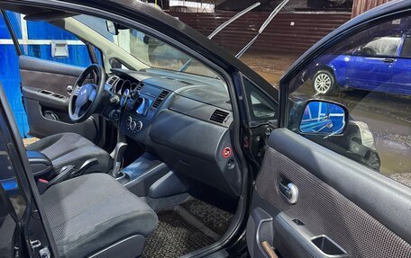 Nissan Tiida, 2011 год, 990 000 рублей, 35 фотография