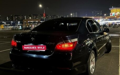 BMW 5 серия, 2005 год, 1 400 000 рублей, 3 фотография