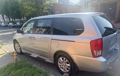 KIA Carnival III, 2010 год, 1 590 000 рублей, 4 фотография