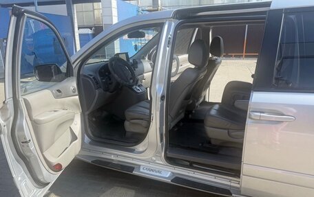 KIA Carnival III, 2010 год, 1 590 000 рублей, 7 фотография