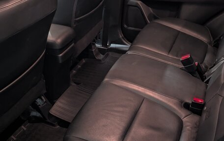 Mitsubishi Outlander III рестайлинг 3, 2014 год, 1 490 000 рублей, 10 фотография