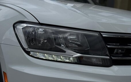 Volkswagen Tiguan II, 2018 год, 3 345 000 рублей, 6 фотография