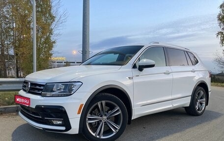 Volkswagen Tiguan II, 2018 год, 3 345 000 рублей, 1 фотография