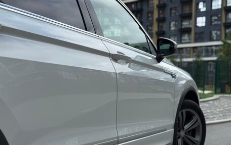 Volkswagen Tiguan II, 2018 год, 3 345 000 рублей, 14 фотография