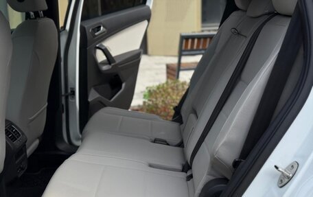 Volkswagen Tiguan II, 2018 год, 3 345 000 рублей, 28 фотография