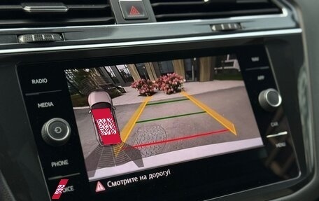 Volkswagen Tiguan II, 2018 год, 3 345 000 рублей, 26 фотография