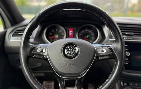 Volkswagen Tiguan II, 2018 год, 3 345 000 рублей, 21 фотография