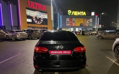 Volkswagen Jetta VI, 2013 год, 800 000 рублей, 6 фотография