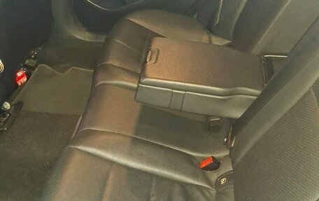 Mercedes-Benz E-Класс, 2019 год, 1 900 000 рублей, 6 фотография