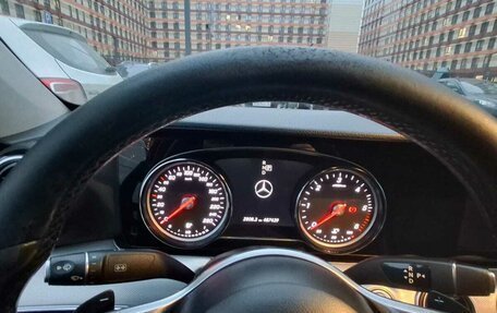 Mercedes-Benz E-Класс, 2019 год, 1 900 000 рублей, 9 фотография