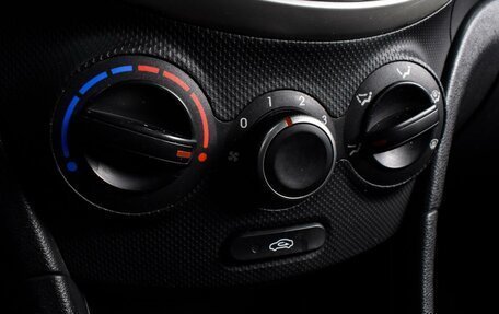 Hyundai Solaris II рестайлинг, 2016 год, 799 000 рублей, 13 фотография