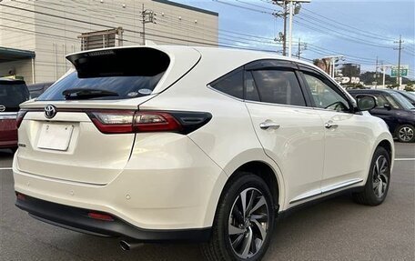Toyota Harrier, 2019 год, 2 200 000 рублей, 4 фотография