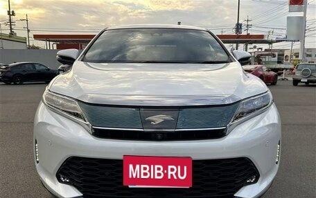 Toyota Harrier, 2019 год, 2 200 000 рублей, 2 фотография