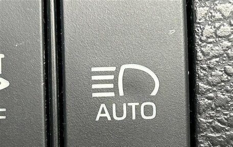 Toyota Harrier, 2019 год, 2 200 000 рублей, 22 фотография