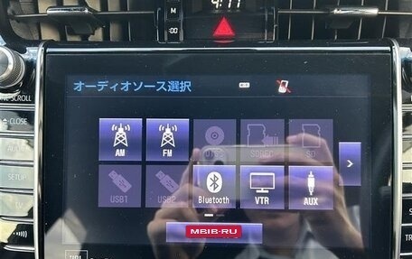 Toyota Harrier, 2019 год, 2 200 000 рублей, 15 фотография