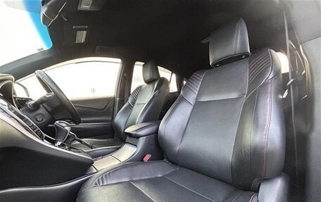 Toyota Harrier, 2019 год, 2 200 000 рублей, 34 фотография