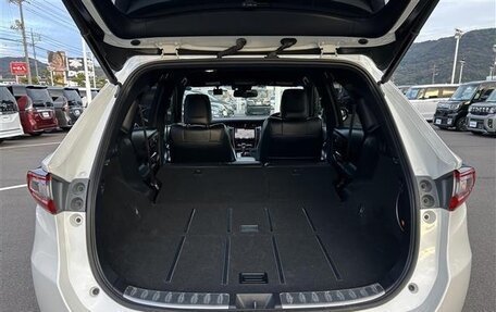 Toyota Harrier, 2019 год, 2 200 000 рублей, 40 фотография