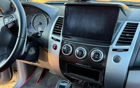 Mitsubishi Pajero Sport II рестайлинг, 2013 год, 1 650 000 рублей, 7 фотография