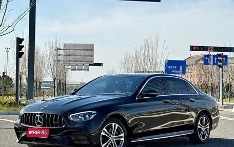 Mercedes-Benz E-Класс, 2022 год, 4 021 555 рублей, 1 фотография