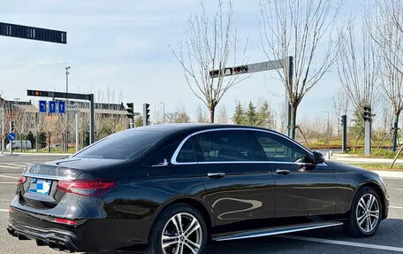 Mercedes-Benz E-Класс, 2022 год, 4 021 555 рублей, 5 фотография