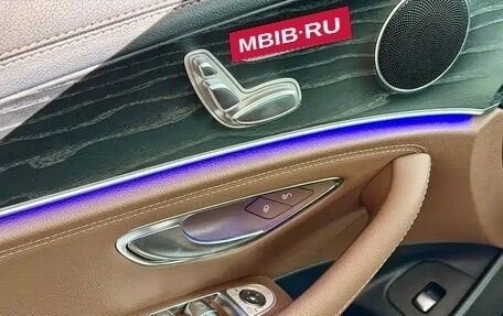 Mercedes-Benz E-Класс, 2022 год, 4 021 555 рублей, 11 фотография