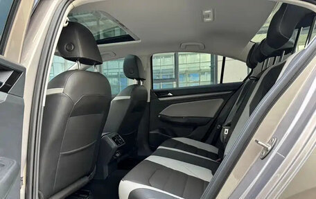 Volkswagen Bora, 2022 год, 1 155 000 рублей, 11 фотография