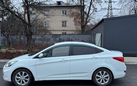 Hyundai Solaris II рестайлинг, 2011 год, 710 000 рублей, 5 фотография