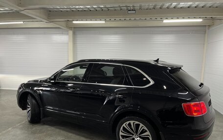 Bentley Bentayga I, 2017 год, 11 900 000 рублей, 6 фотография