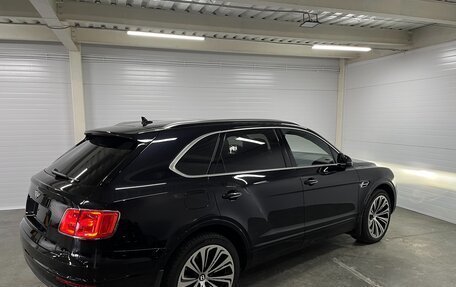 Bentley Bentayga I, 2017 год, 11 900 000 рублей, 10 фотография