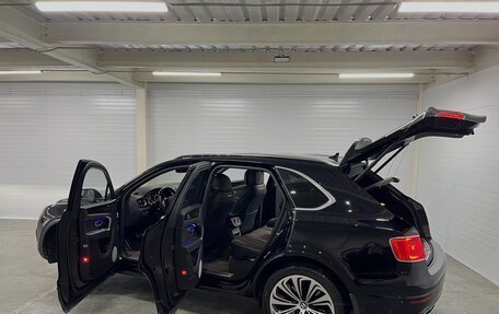 Bentley Bentayga I, 2017 год, 11 900 000 рублей, 14 фотография