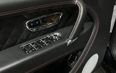 Bentley Bentayga I, 2017 год, 11 900 000 рублей, 19 фотография