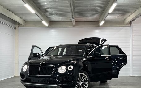 Bentley Bentayga I, 2017 год, 11 900 000 рублей, 12 фотография